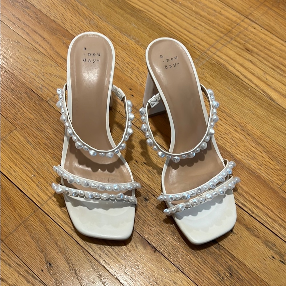 A New Day Women's White Pearl-Embellished Heels